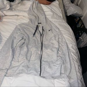 Loose fit nike dri-fit zip up jacket